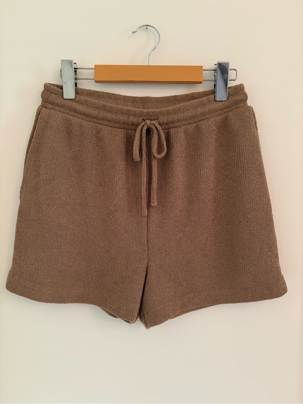 H&M Brown Knit Drawstring Women’s Athletic Shorts